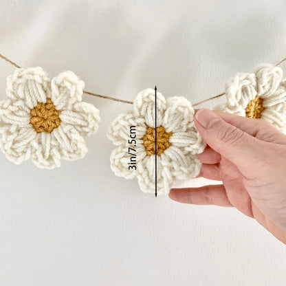 Daisy Flower Wreath Wall Hanging, Crochet Daisy Mother's Day Decor, Handmade Crochet Mother's Day Wreath Banner, Baby Shower Gender Reveal, Wedding Birthday Party Home Decor, Bedroom, Whimsical Design