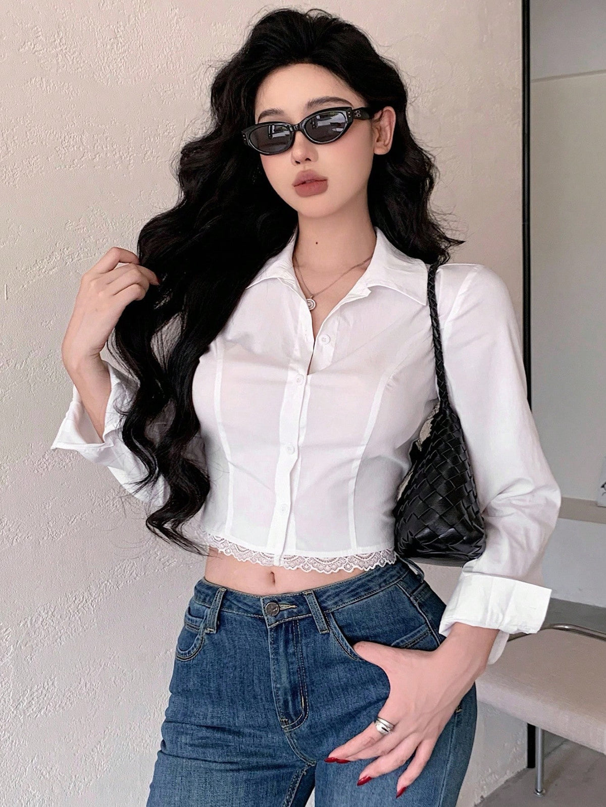 DAZY Spring/Autumn Sexy Fishbone Cut-Out College Style Slim Fit Hollow Lace Trim Patchwork Office Wear Elegant Long Sleeve Women's Blouse