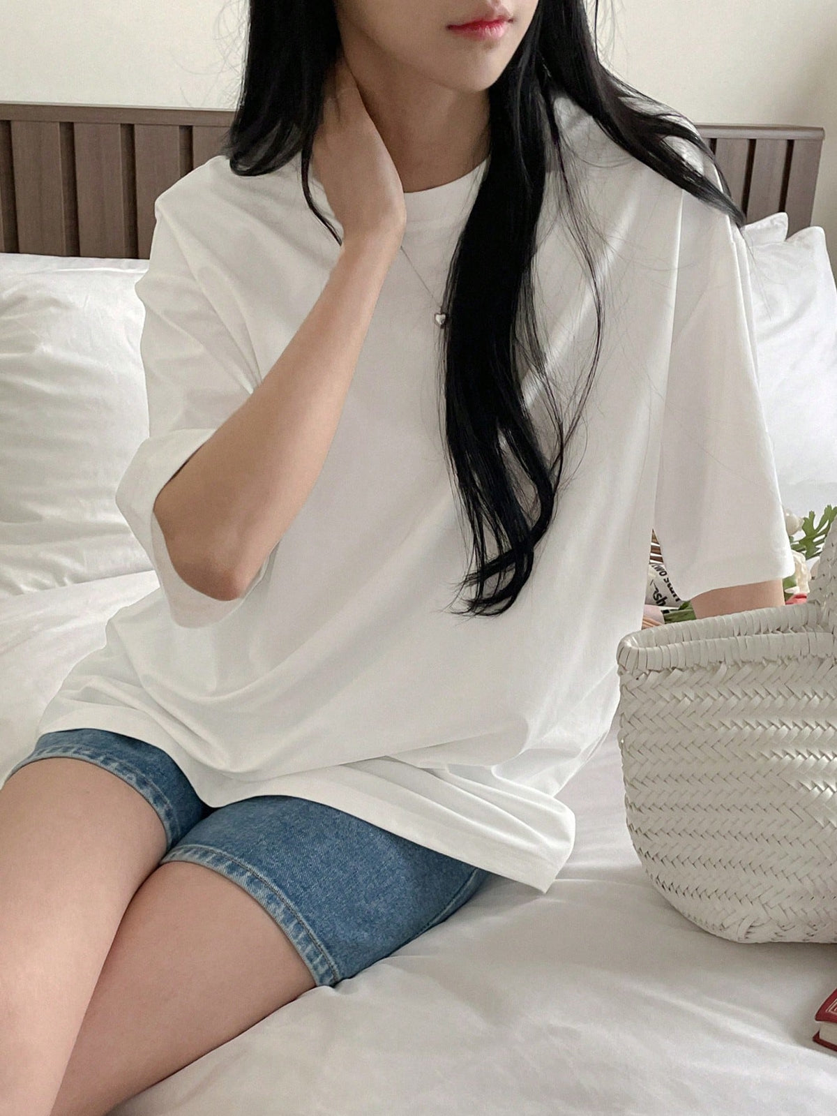 DAZY Women's Casual-Fit Star Mesh Insert Back Casual Summer T-Shirt Y2k Oversized T-Shirt
