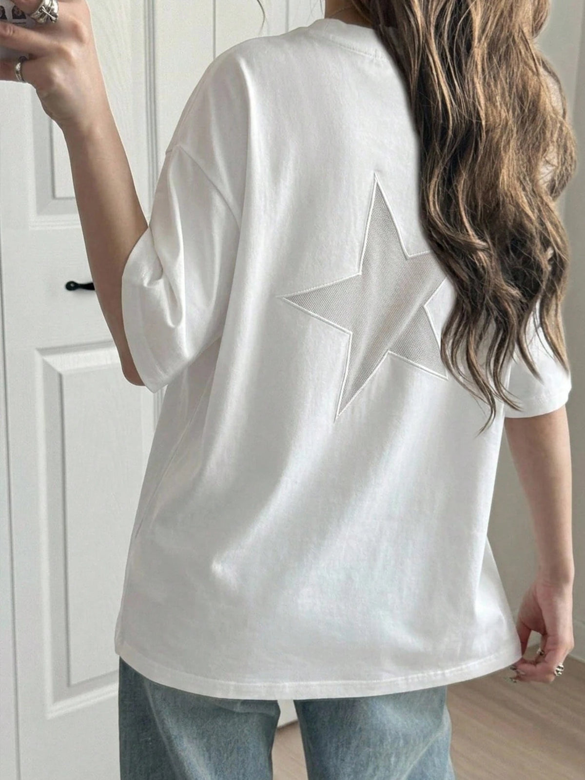 DAZY Women's Casual-Fit Star Mesh Insert Back Casual Summer T-Shirt Y2k Oversized T-Shirt
