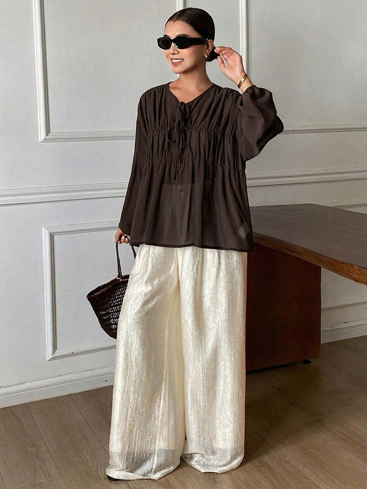 DAZY Women's Solid Color Loose Pleated Drawstring Crew Neck Long Sleeve Elegant Resort Blouse, Spring/Autumn Vacation