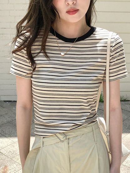 DAZY Women's Summer Striped Printed Casual Short Sleeve T-Shirt