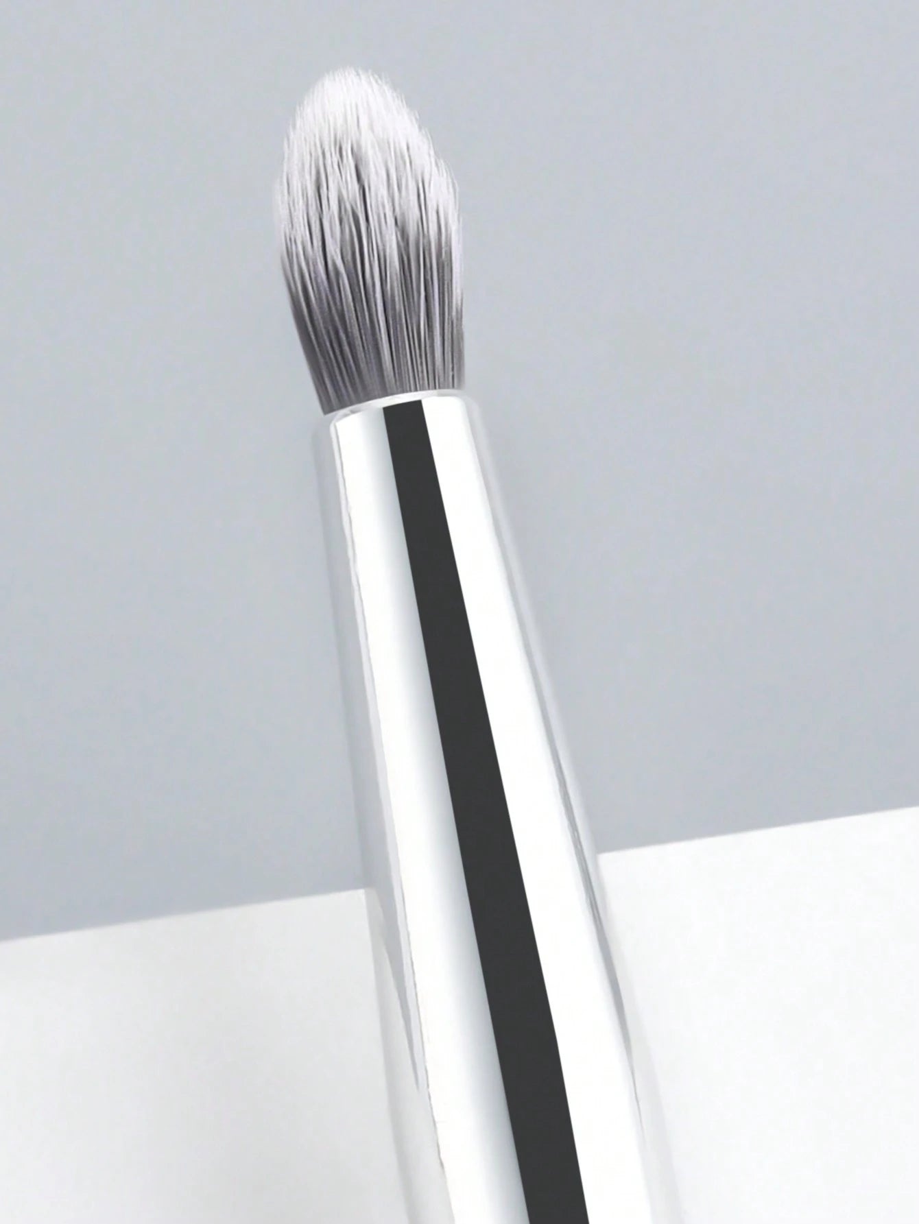 Detail Brush, 1pc/Straight Handle With Fine Shimmer, Soft And Skin-Friendly