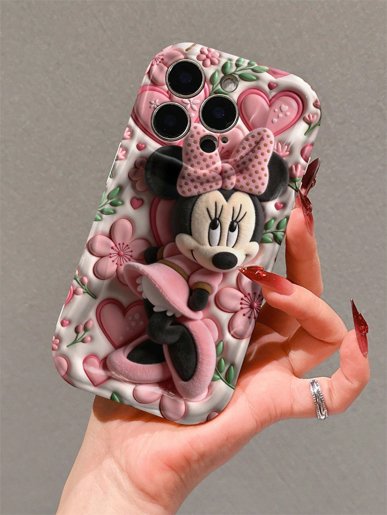 Disney This Minnie Phone Case Features A Cute And Playful Expression Design, A Simple And Stylish Appearance, And A Smooth Touch. It Uses A 2D Wave Pattern, Is Made Of Adorable And Eye-Catching TPU Ma