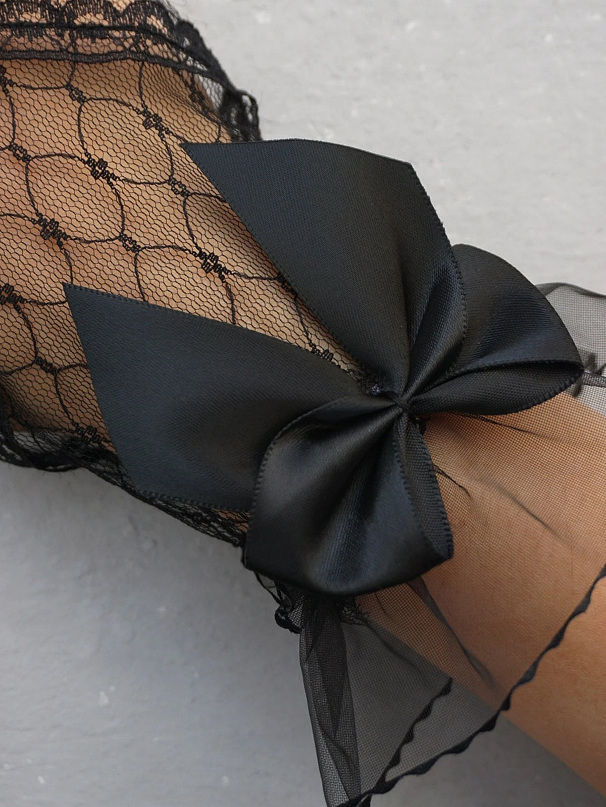 Elegant Bow Decor Lace Fingerless Gloves Halloween Valentine's Day Valentines