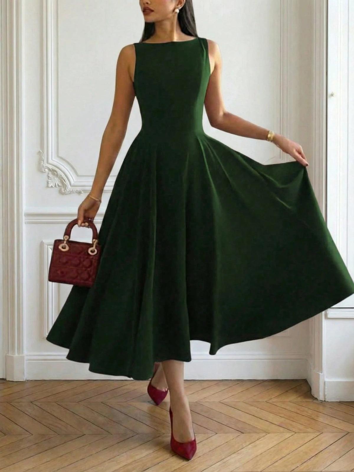 Elegant French Romantic Backless Hollow-Out Cinched Waist Sexy Charming Maxi Dress, Suitable For Christmas, Holiday Party, Date Summer
