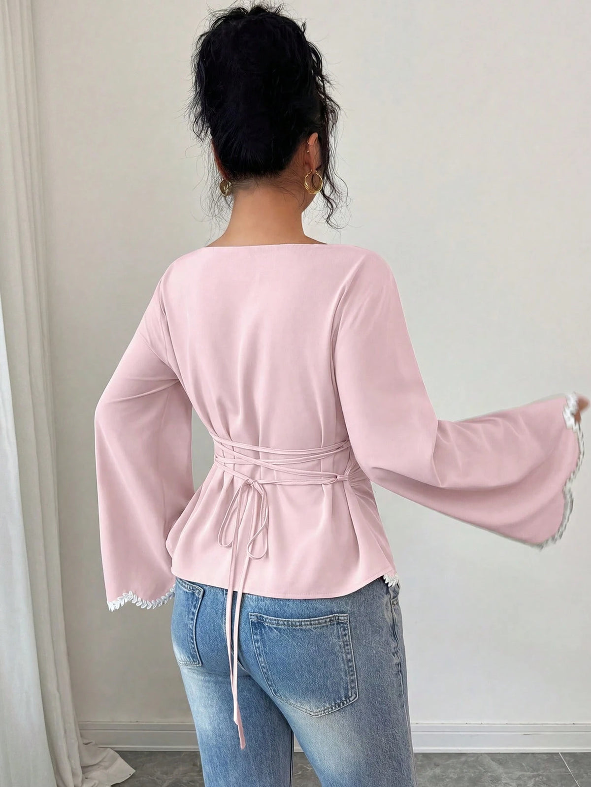 Elenzga 1pc Women's Spring/Summer Wavy Heart Woven Trim Ruched Waist Blouse