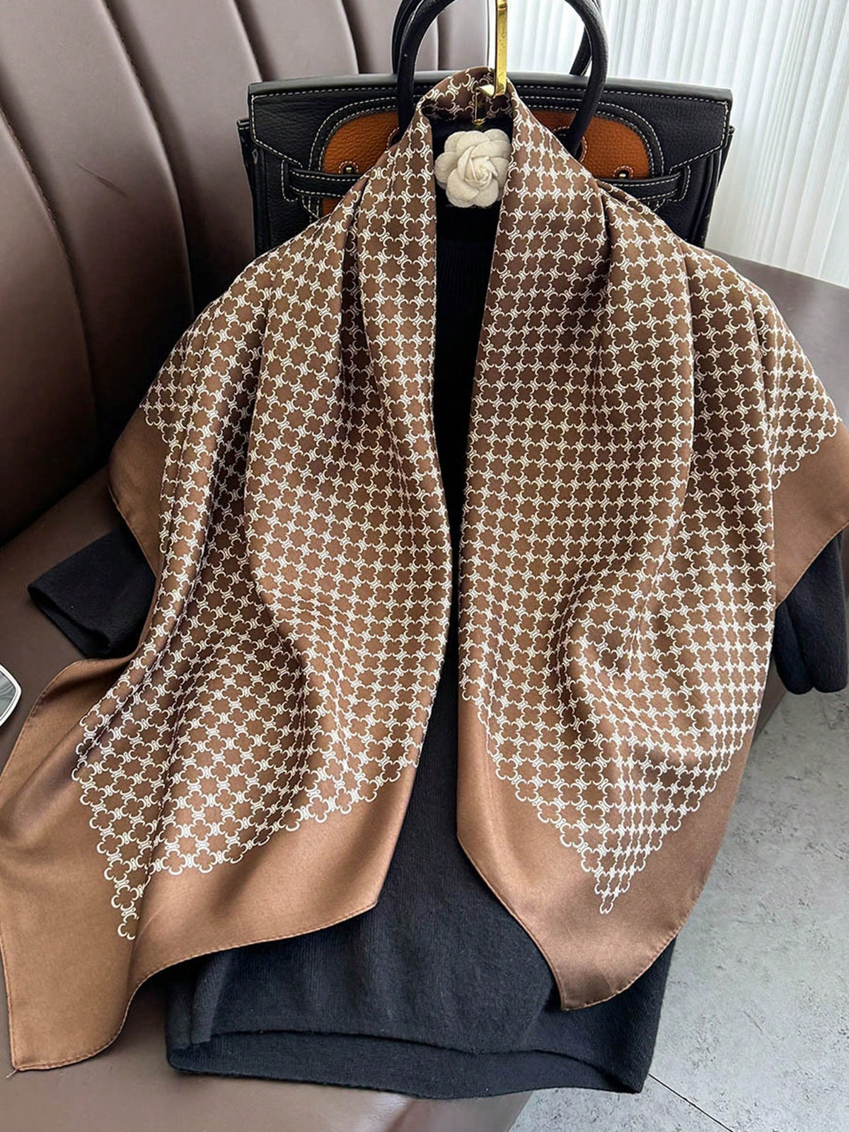 EMERY ROSE 1pc Spring/Summer New Fashion Luxury Elegant Large Square Scarf For Women,Versatile For Professional Wear, Lightweight Air Conditioned Shawl For Dress