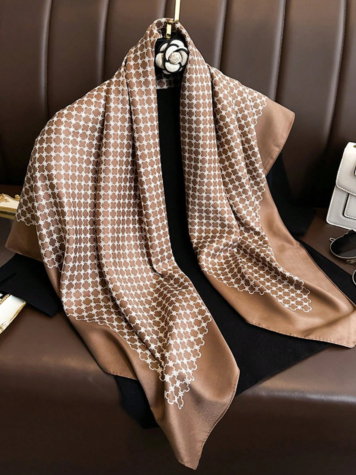 EMERY ROSE 1pc Spring/Summer New Fashion Luxury Elegant Large Square Scarf For Women,Versatile For Professional Wear, Lightweight Air Conditioned Shawl For Dress