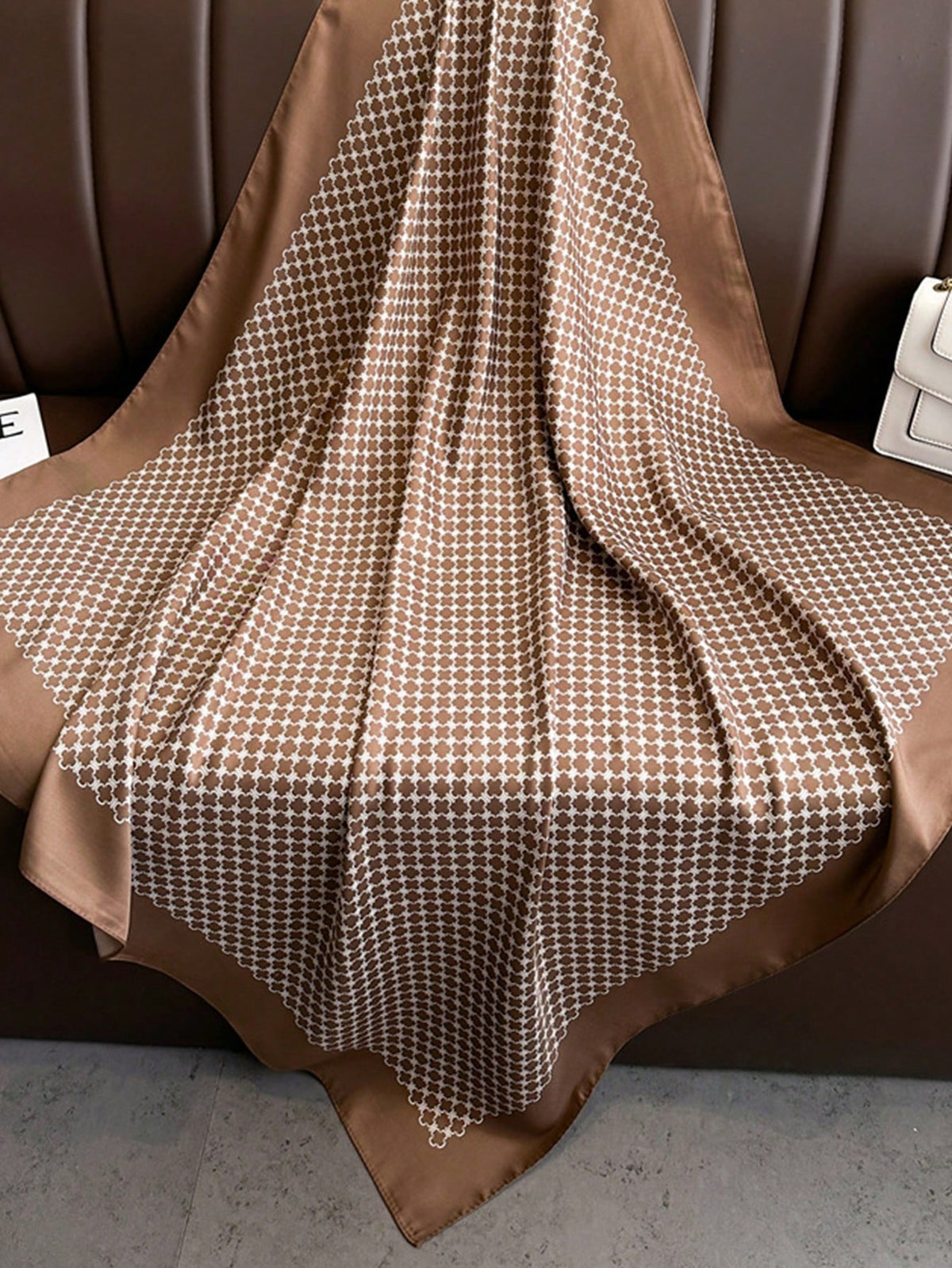 EMERY ROSE 1pc Spring/Summer New Fashion Luxury Elegant Large Square Scarf For Women,Versatile For Professional Wear, Lightweight Air Conditioned Shawl For Dress