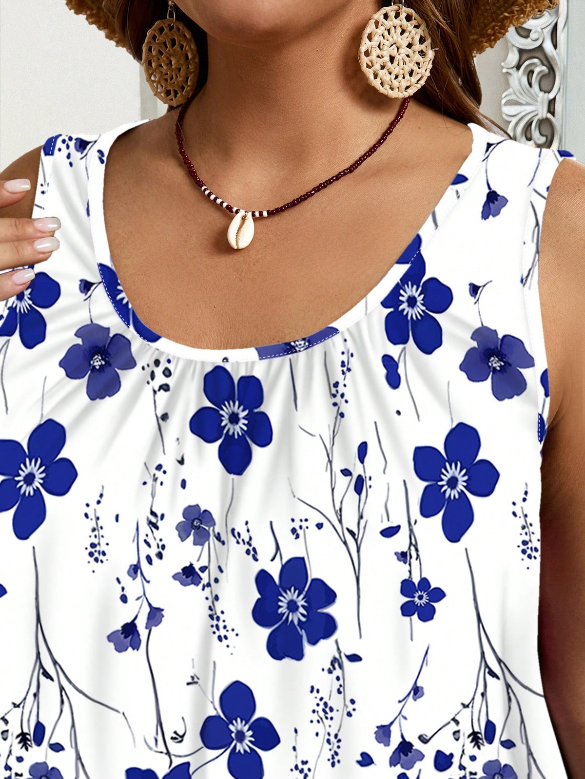 EMERY ROSE Plus Size Blue & White Floral Print Sleeveless Pleated Loose Tank Tops, Suitable For Spring & Summer Suitable For Going Out,Flower/Vacation