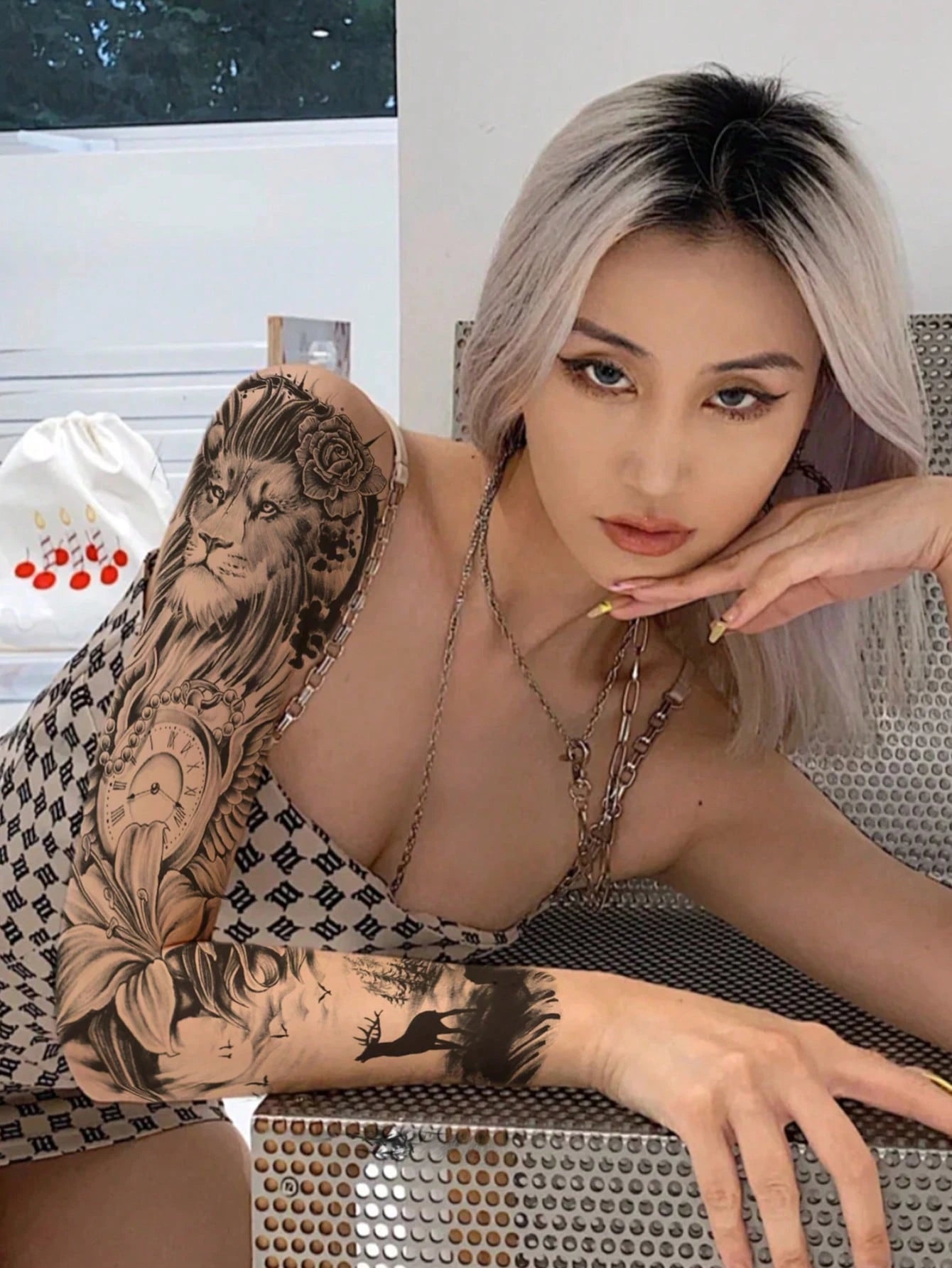 Extra Large Full Arm Size Body Art Temporary Tattoo Stickers For Men And Women, Realistic Animal Style Lion Lily Flower Pearl Clock Deer Cliff Pattern, Waterproof Fake Sleeves Tattoos, Lasts 2-5 Days