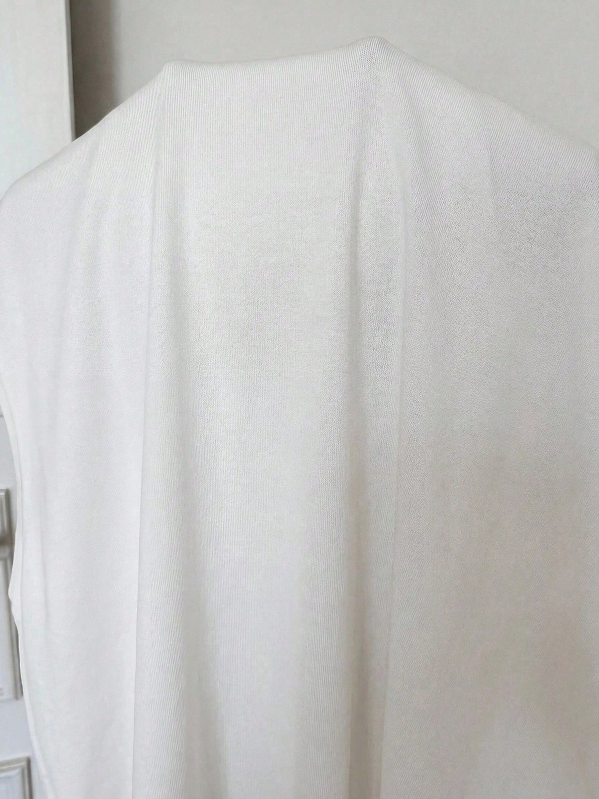 EZwear Women's All White 95% Cotton T-Shirt, Summer Casual Brunch Retro Elegant Commute Printed Top, Round Neck Cinched Waist Asymmetric Batwing Sleeve Vacation