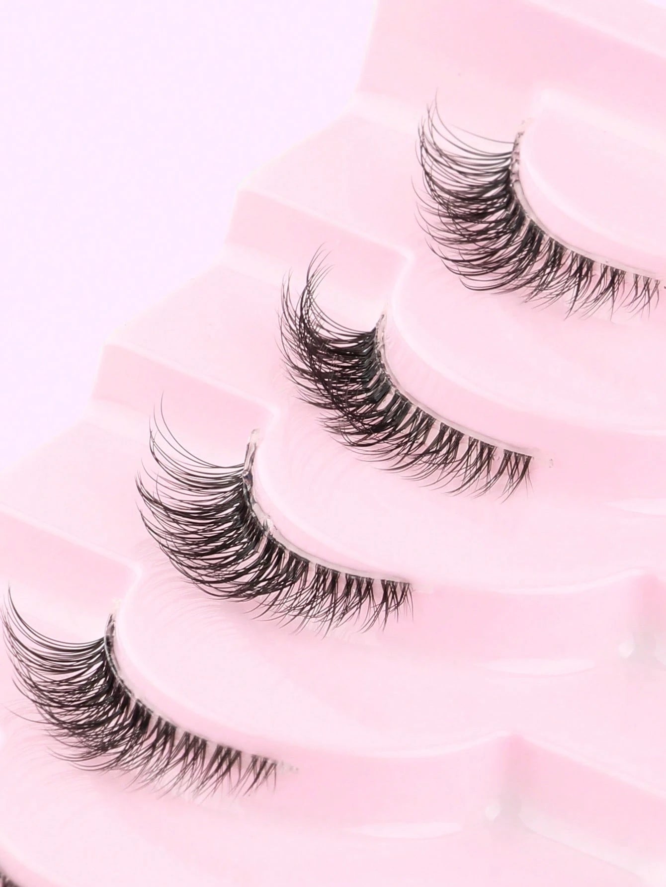 False Eyelashes, 10 Pairs/Box Mini And Cute Super Short Half Eye Lashes With Thin And Transparent Stems, Lengthened End, Natural Curly Appearance, Reusable And Ideal For Girls With Small Eyes. Suitabl