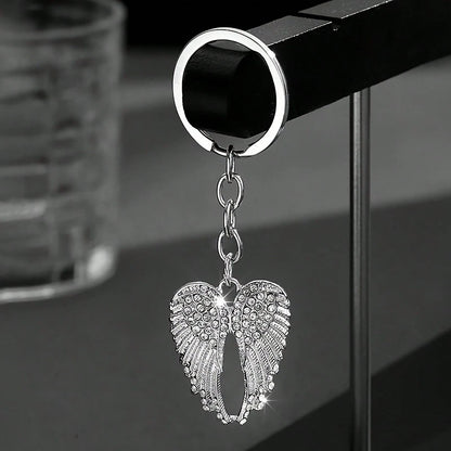 Fashionable Angel Wings Keychain- Shiny Angel Wings Keyring, Enamel Angel Wings Pendant Keychain, Rivet Design, Durable Metal Wings Accessory, Suitable For Men And Women, Couple's Daily Gift, Cute Wi