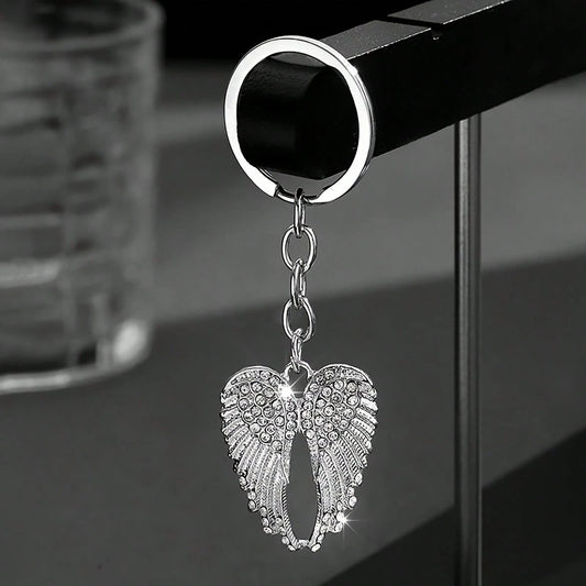 Fashionable Angel Wings Keychain- Shiny Angel Wings Keyring, Enamel Angel Wings Pendant Keychain, Rivet Design, Durable Metal Wings Accessory, Suitable For Men And Women, Couple's Daily Gift, Cute Wi