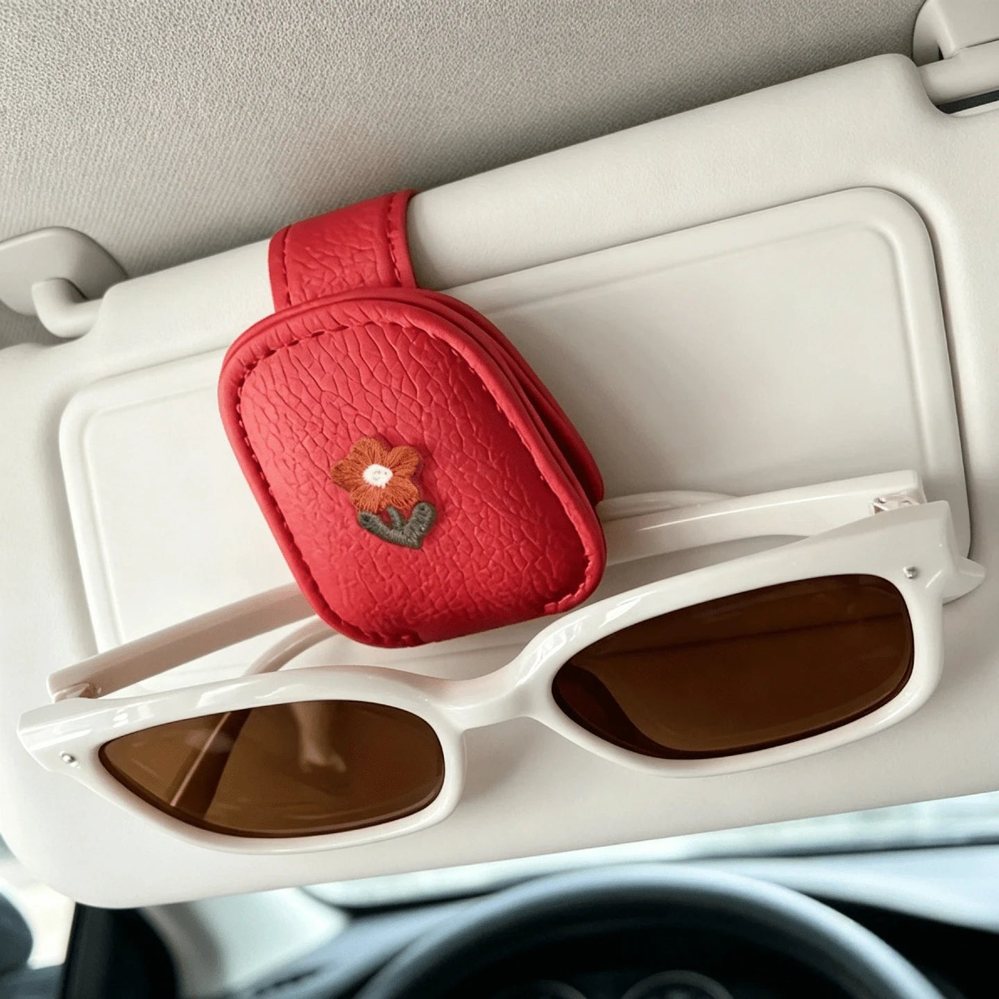 Fashionable Eyeglass Holder Clip, Embroidered Floral Design, Creative Car Visor Clip, Multi-Functional Ticket Clip, Bill And Card Organizer, Car Interior Eyewear Storage, Fun Decorative Accessory, Con
