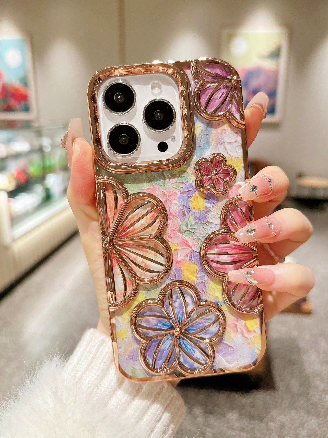 Flower Element TPU Fashion Phone Case TPU Electroplated Floral Summer Vintage Hollow 3D Painting Flowers Drop-Proof Dopamine Phone Case Compatible With IPhone11, IPhone13, IPhone14ProMax, IPhone15, IP
