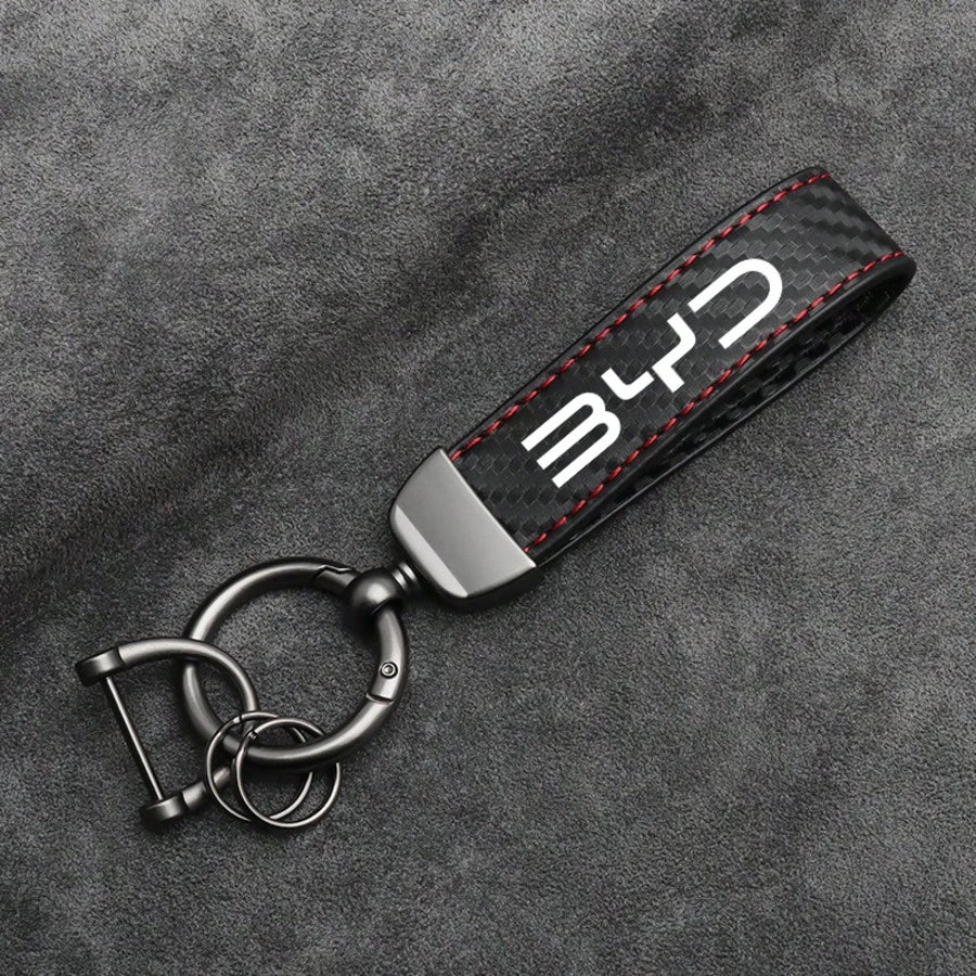 For BYD M6 G3 G5 T3 13 F3 F0 S6 S7 E5 E6 L3 Carbon Fiber Leather Car Key Fob Decoration And Car Keychain With Horseshoe Clasp