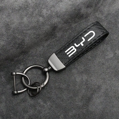 For BYD M6 G3 G5 T3 13 F3 F0 S6 S7 E5 E6 L3 Carbon Fiber Leather Car Key Fob Decoration And Car Keychain With Horseshoe Clasp