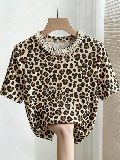 Franclia Elegant Fitted Round Neck Beaded Ribbed Short Sleeve Plus Size T-Shirt For Women