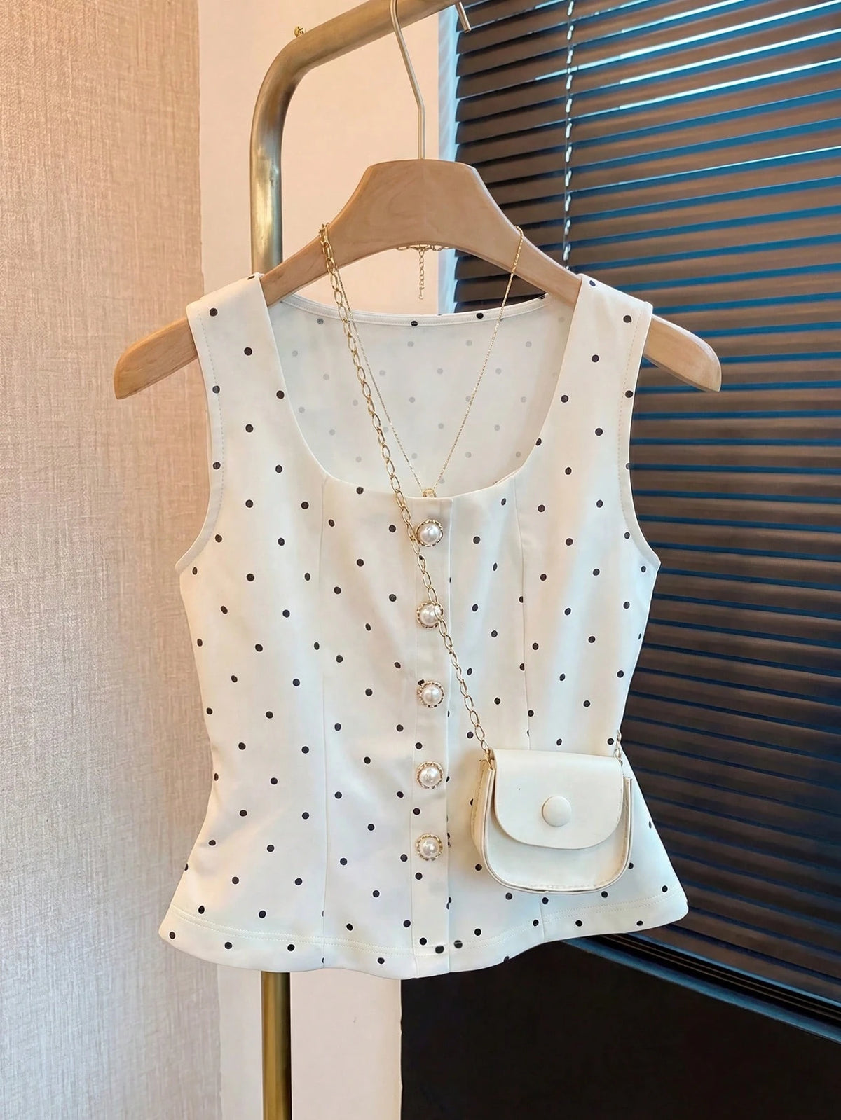 Franclia White And Black Polka Dot,Summer,Elegant,Tea Party Vintage Pearl Decor Women Tank Top Blouses Work Outfits Casual Cute Latest New Arrivals