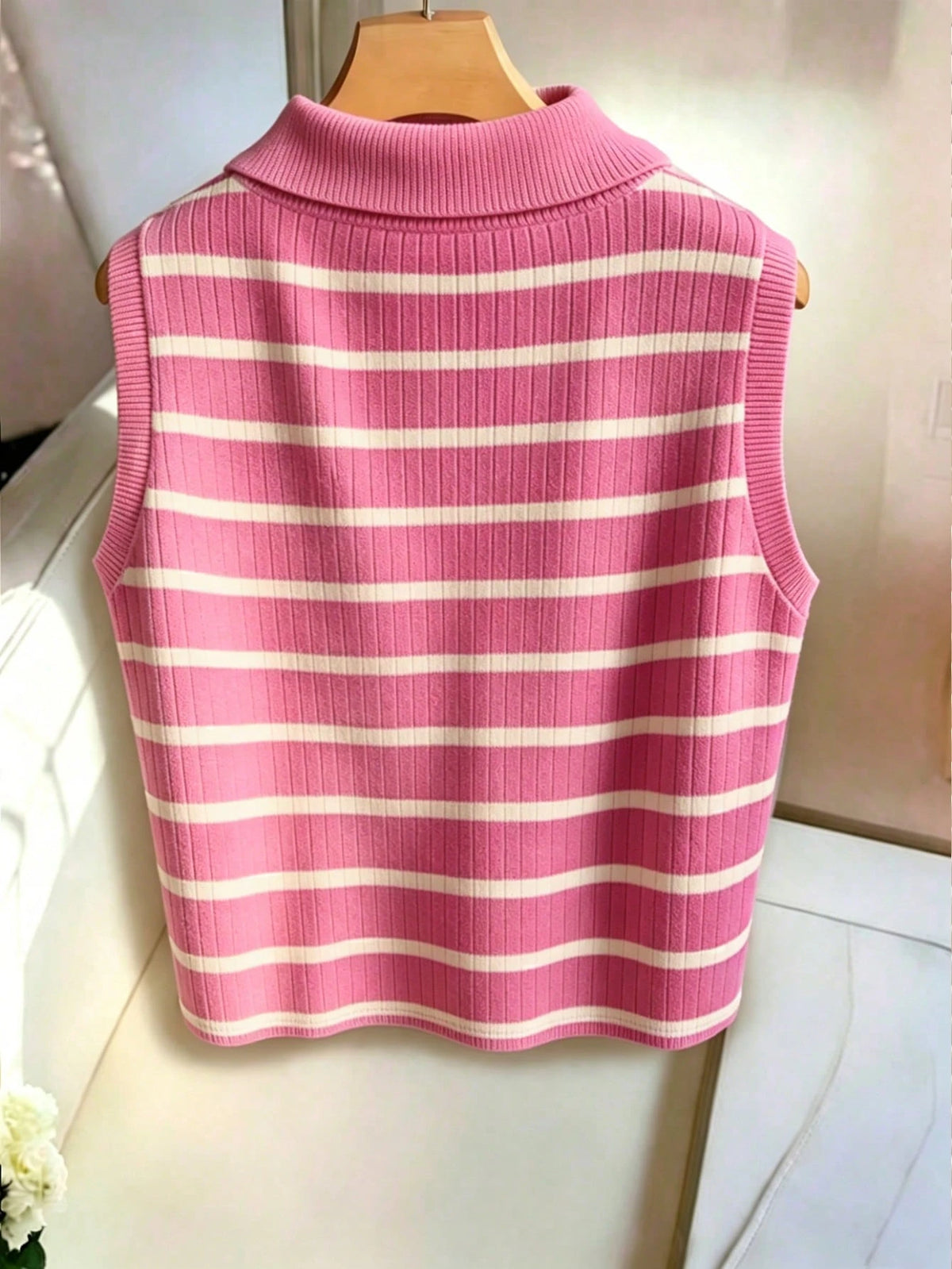 Franclia Women's Casual Elegant Intellectual Lapel Striped Knit Vest
