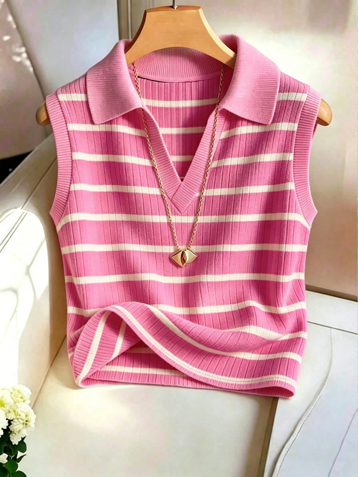 Franclia Women's Casual Elegant Intellectual Lapel Striped Knit Vest