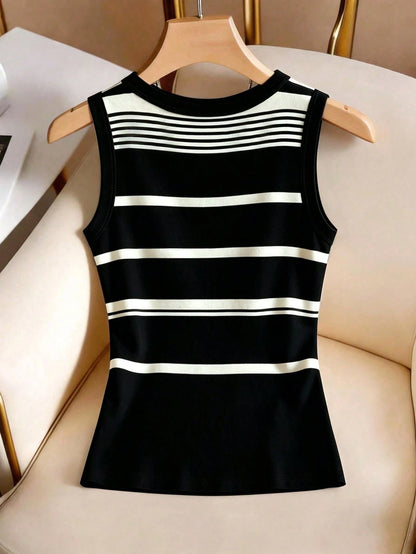 Franclia Women's Summer Casual Vacation & Commute Contrast Stripe Print Fitted Comfortable Tank Top