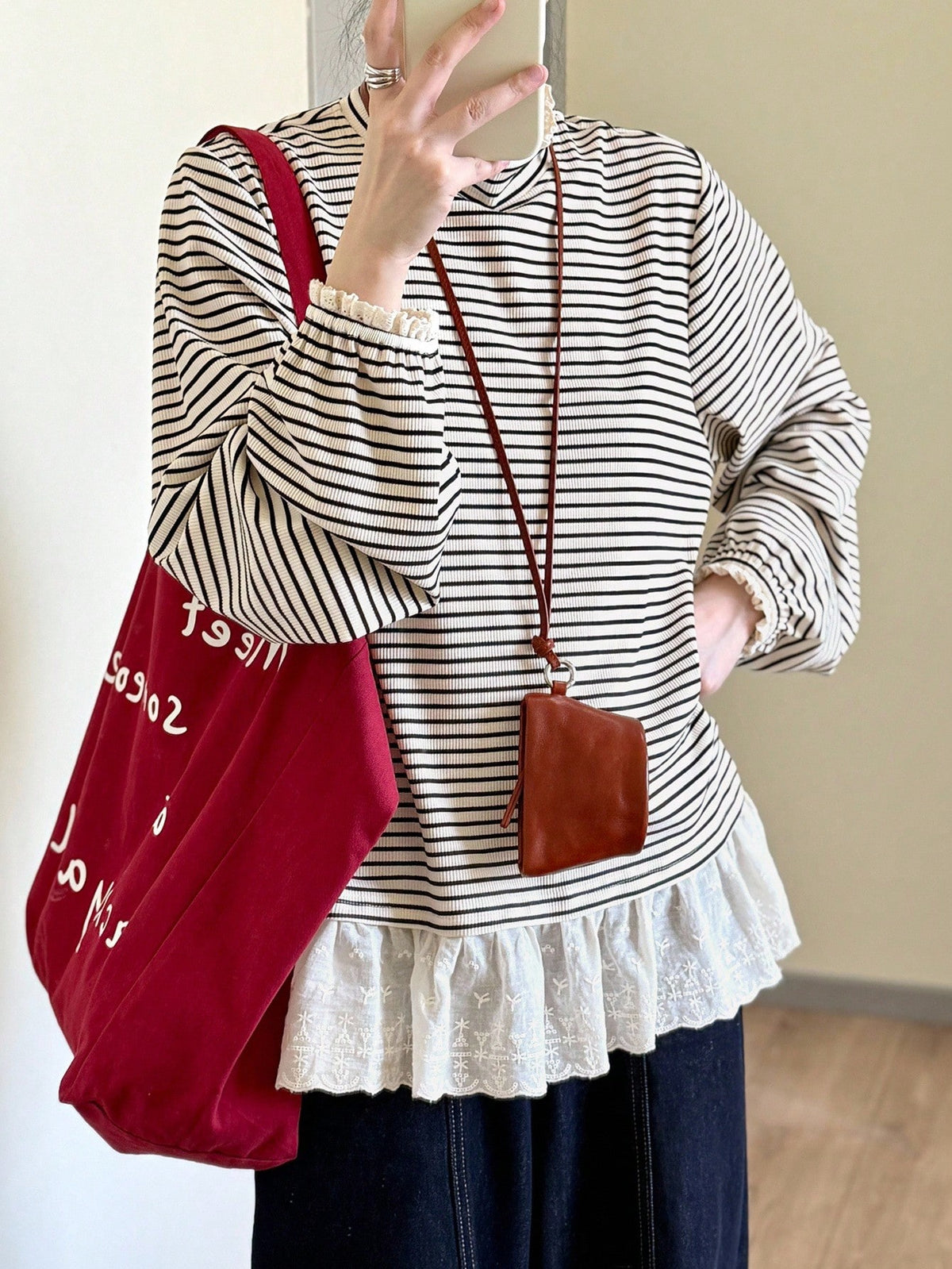 FRIFUL Women's Round Neck All-Over Thin Stripe Loose Petal Sleeve Lace Patchwork Mori Style Long Sleeve T-Shirt