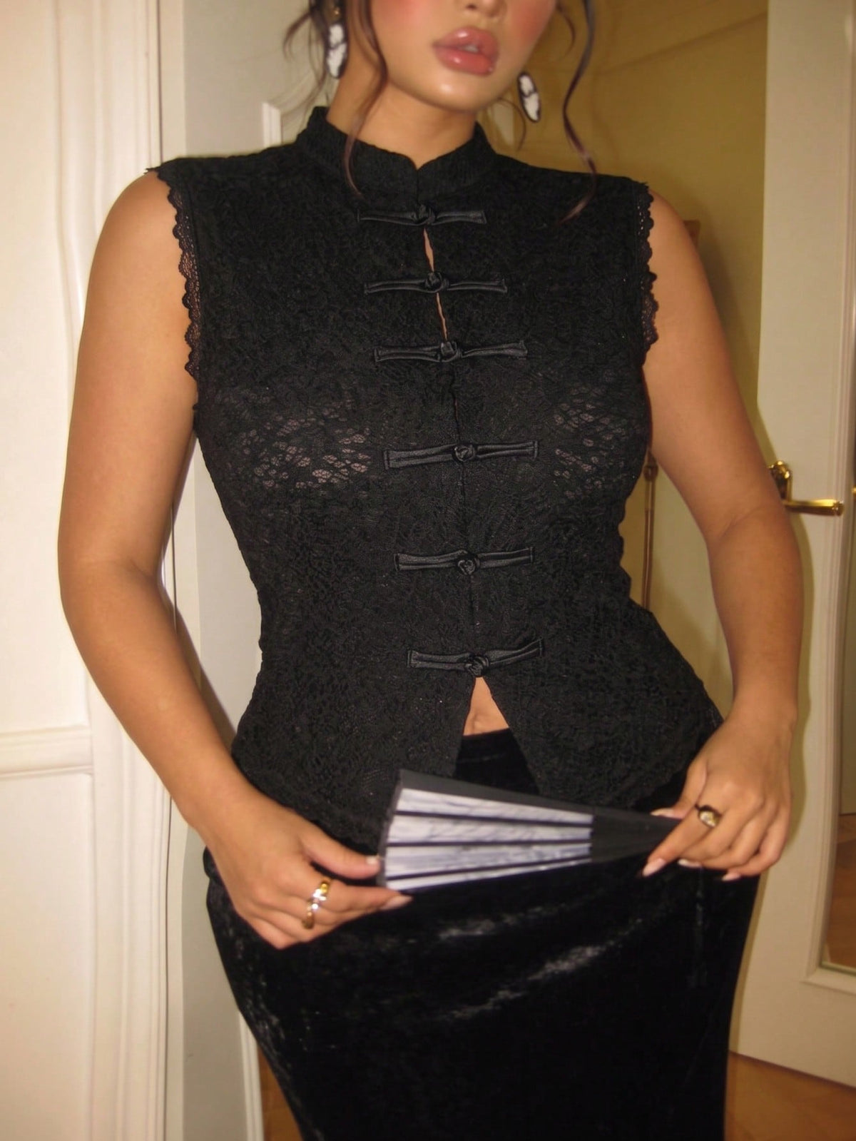 GalTyme Black Sleeveless Plus Size Women's Top