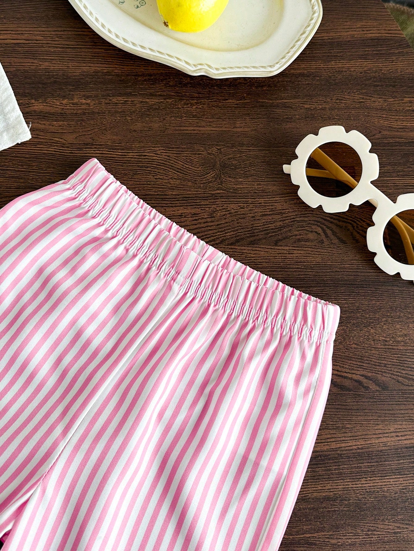 Girls' Summer Short Sleeve 2-Piece Set, Pure Lemon Pink Striped Round Neck T-Shirt With Letter Print, Vertical Striped Loose Long Pants, Cute Casual