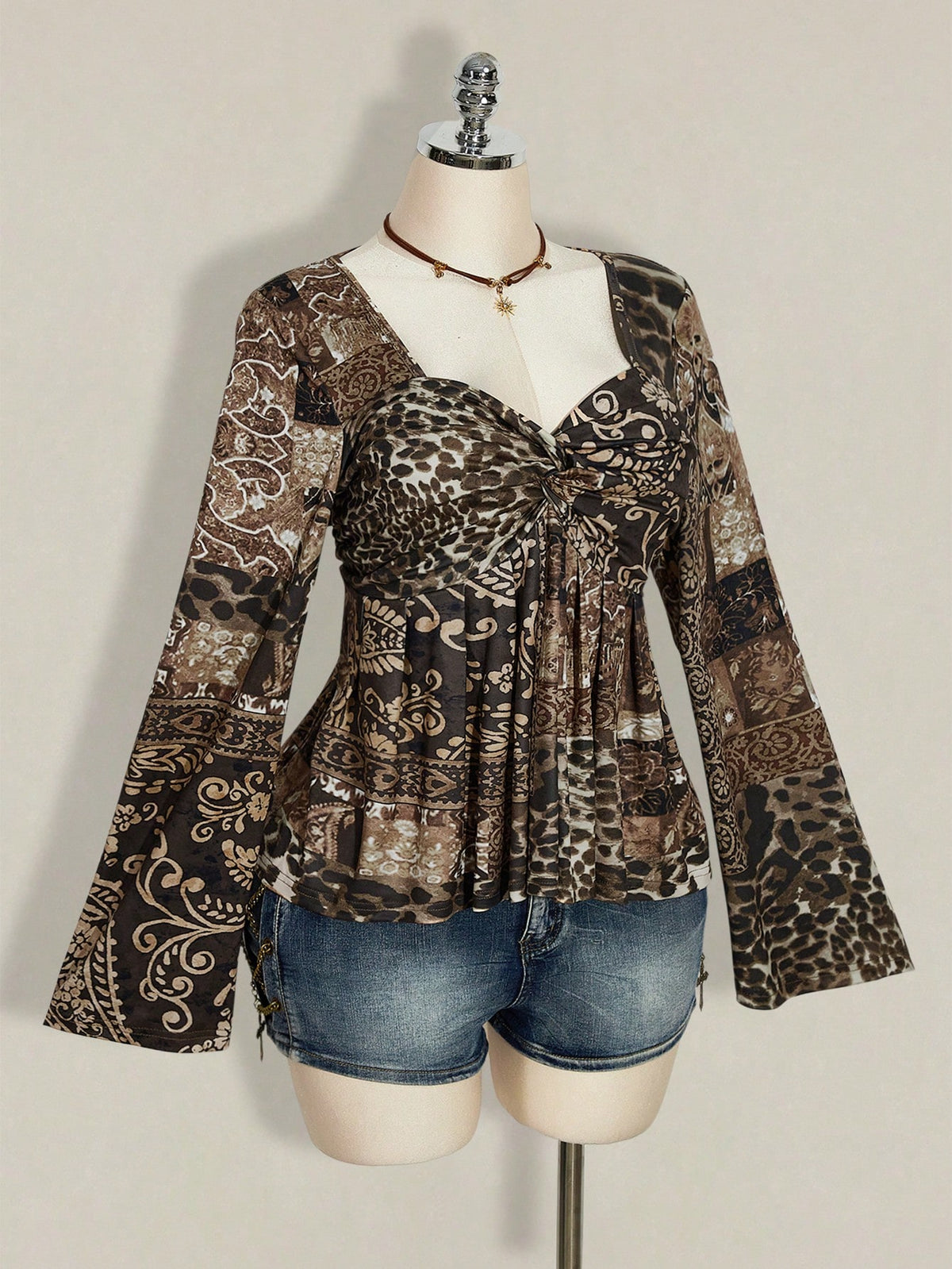 ICON Women's Plus Size Black Autumn Boho Vacation Y2K Leopard Paisley Mixed Print V-Neck Long Sleeve T-Shirt,Retro Knotted Flare Chest Brown Top