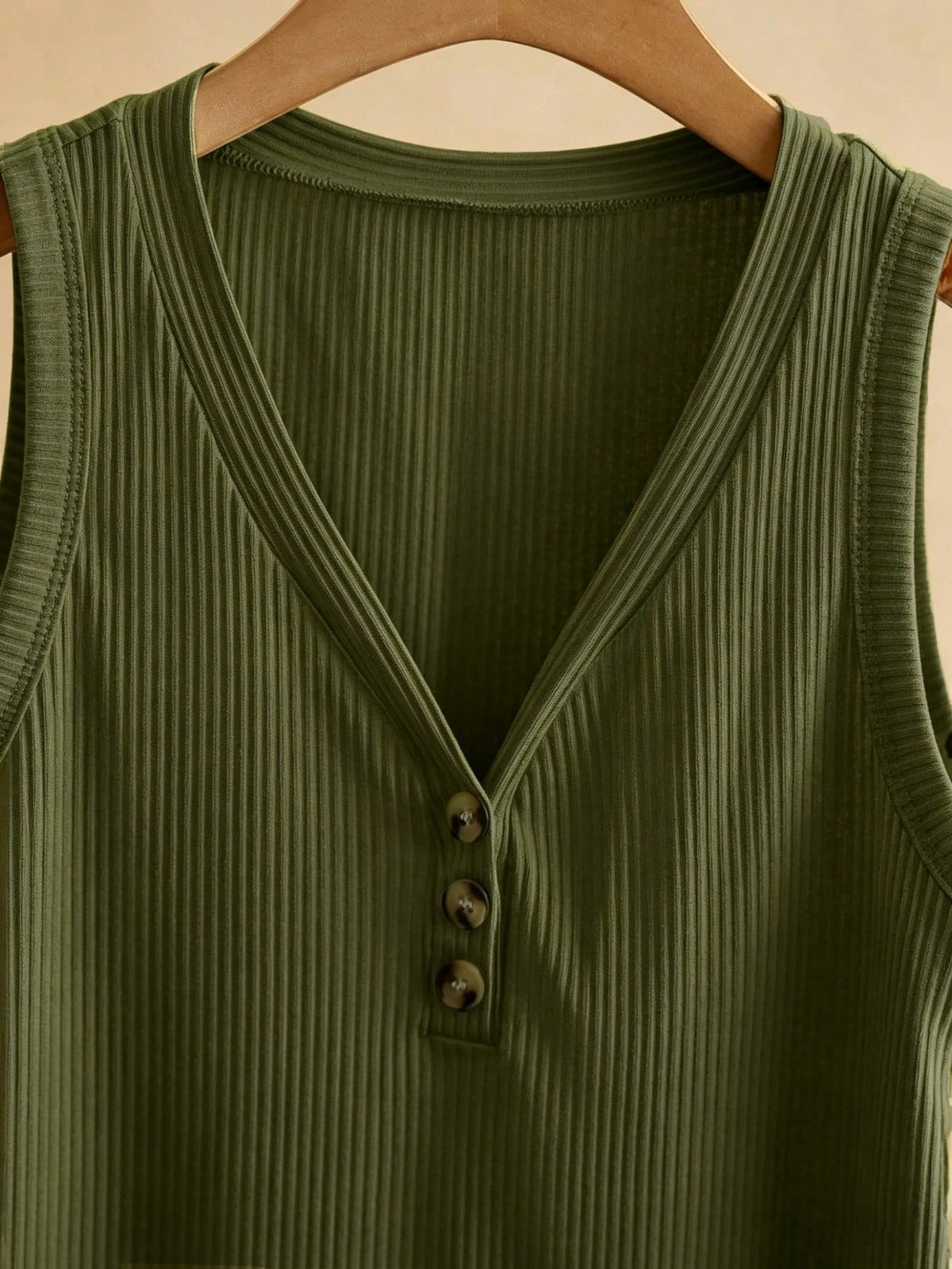 INAWLY Women's Solid V-Neck Casual Versatile Daily Wear Top