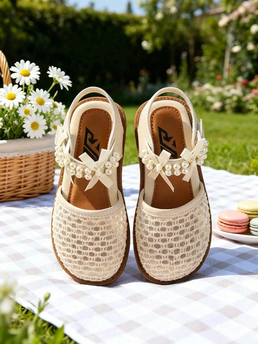 Kids Girls Beige Closed Toe Sandals, Lace Upper With Pearl Bow Decor, Adjustable Ankle Strap, Non-Slip Sole, Sweet Summer Shoes For Daily & Beach Wear