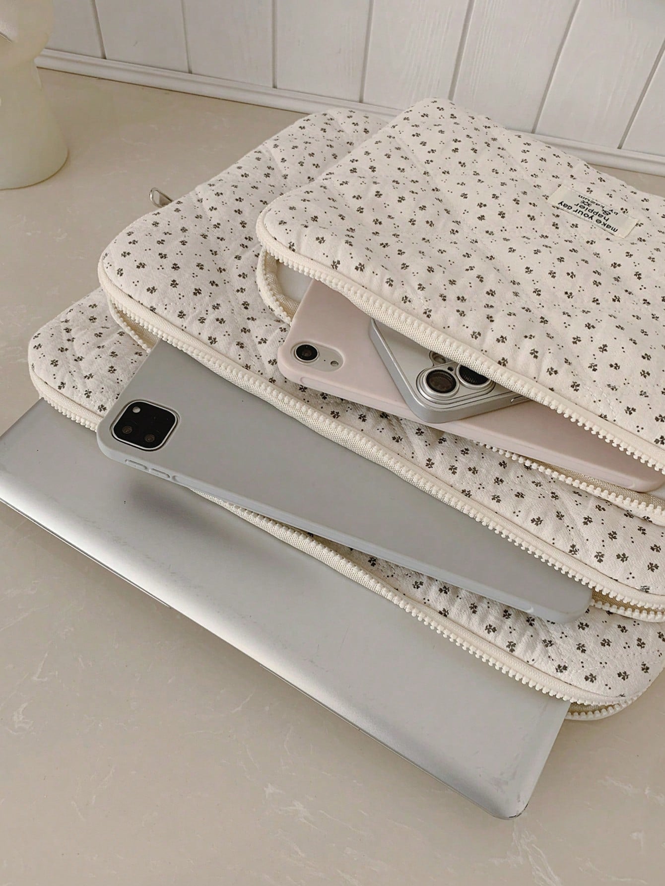 Korean Style Floral Quilted Laptop Sleeve, Multi-Size Shock-Resistant Inner Bag, Made Of Soft Quilted Fabric, Fresh & Minimalist, Double Zipper Opening With Thick Cushion Layer, Can Store Laptop, Tabl