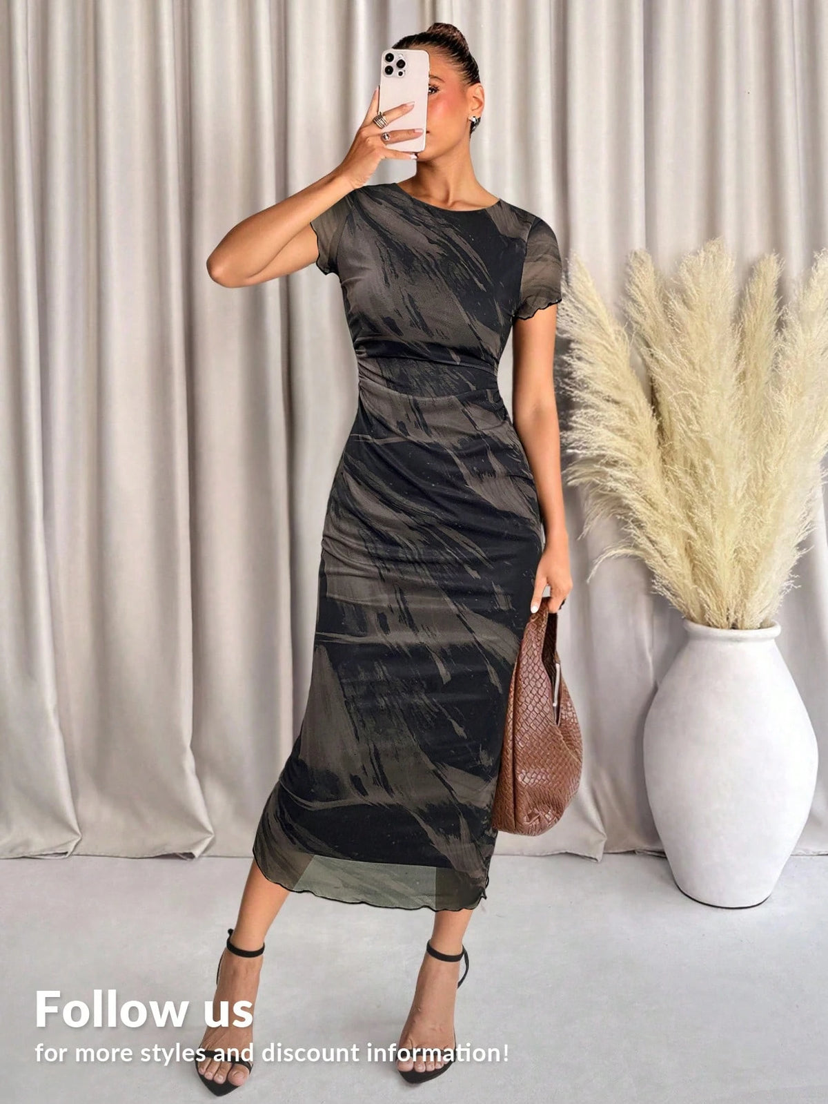 Lavishia Green Abstract Floral Print Round Neck Short Sleeve Fitted Mid-Length Dress For Women, Suitable For Daily Fashion Outings
