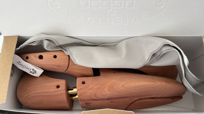 Luxury Shoe Tree - Mens - Natural Cedar