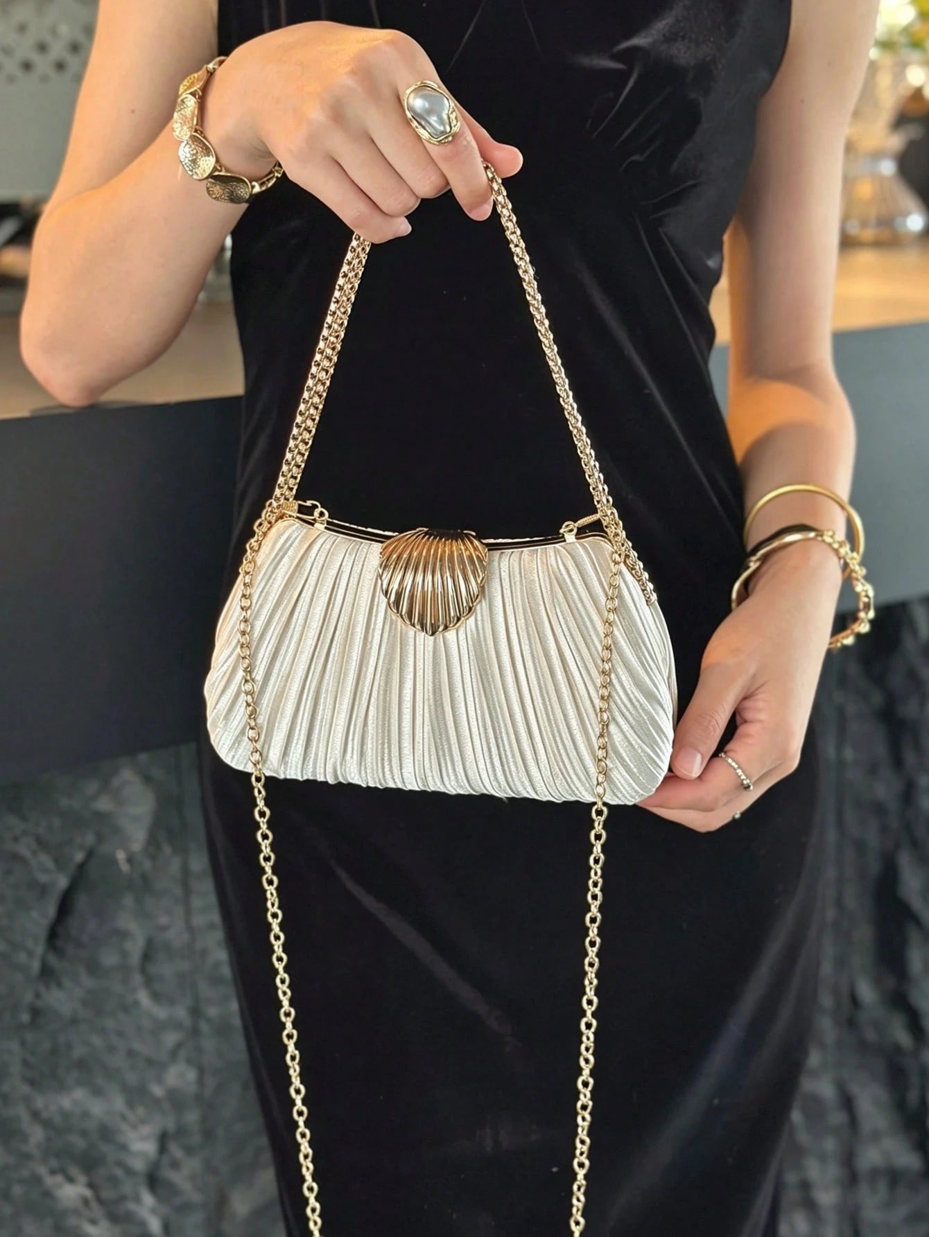 Luxury Women Chain Clutch Bag, Solid Pleated Satin Shell, Metal Clasp, Detachable Chain Strap, Magnetic Closure, Elegant Evening Wedding Prom Handbag