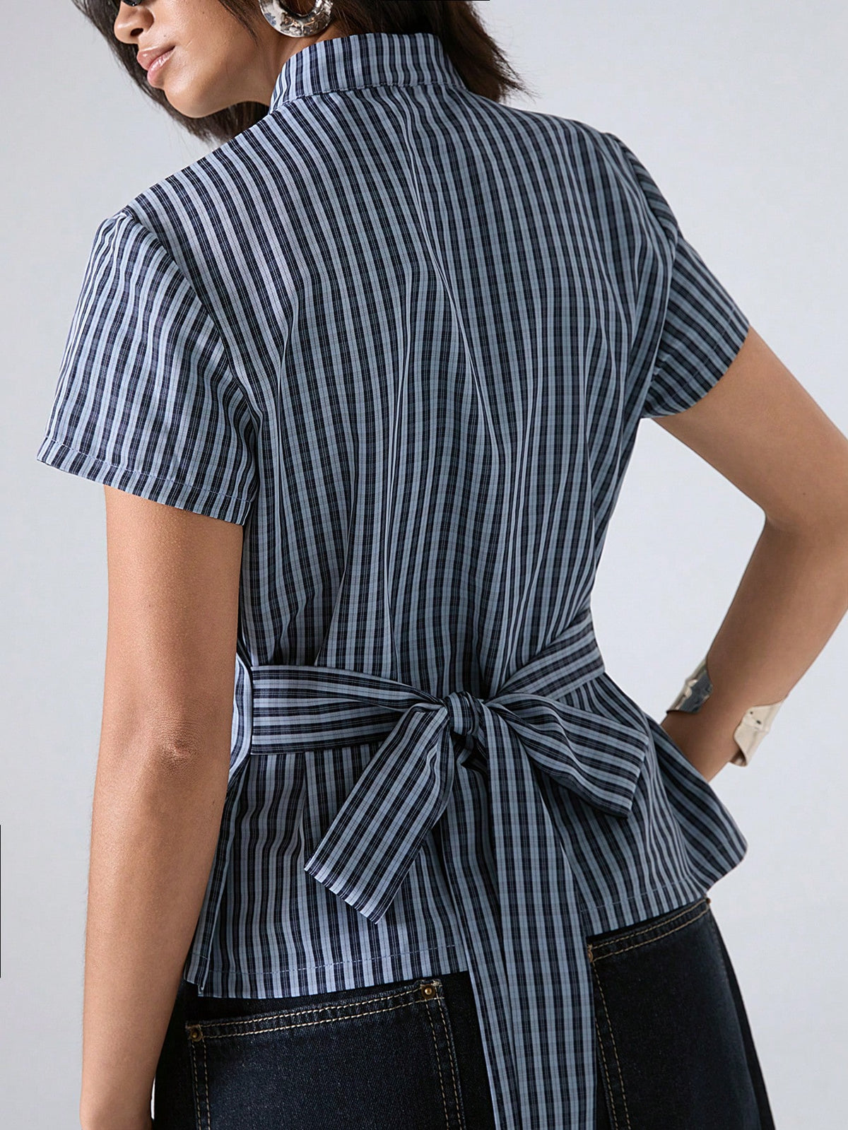 LYSMO 2026 Minimalist Smart Casual Elegant Business Casual Summer Women's Blue And White Stripe Waist-Defining Shirt Blouses Plaid Top Office Brunch Tops