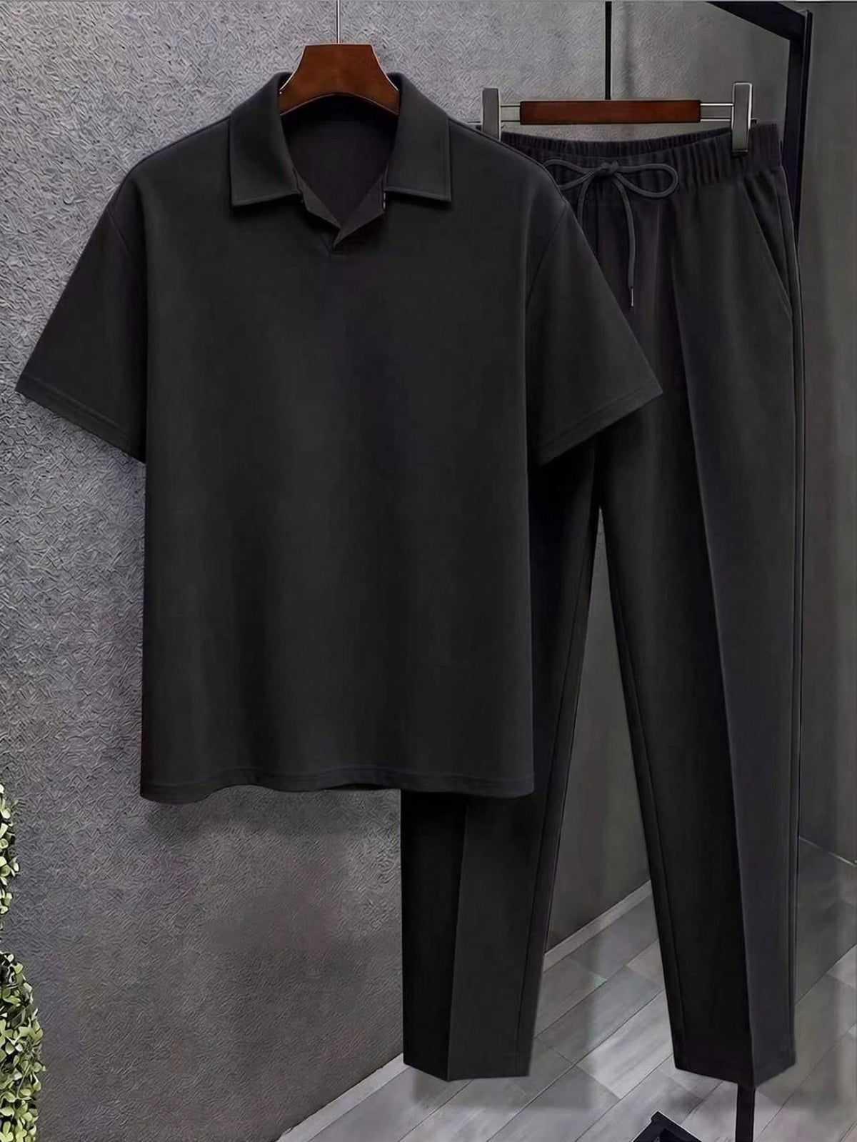 Men's Plus Size 2-Piece Set, Autumn Short Sleeve Top & Pants, Men's Plus Size Solid Color T-Shirt Set