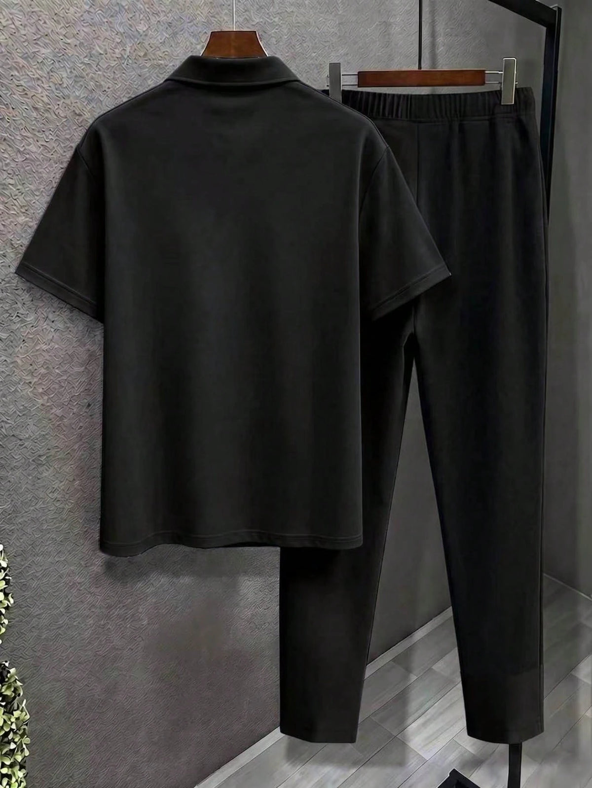 Men's Plus Size 2-Piece Set, Autumn Short Sleeve Top & Pants, Men's Plus Size Solid Color T-Shirt Set
