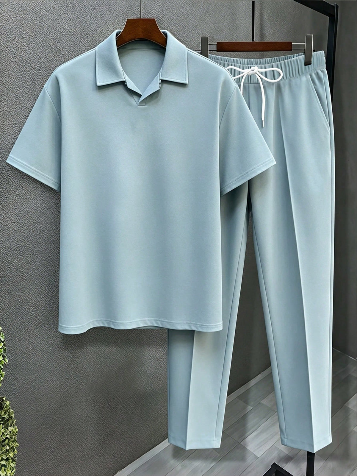 Men's Plus Size 2-Piece Set, Autumn Short Sleeve Top & Pants, Men's Plus Size Solid Color T-Shirt Set