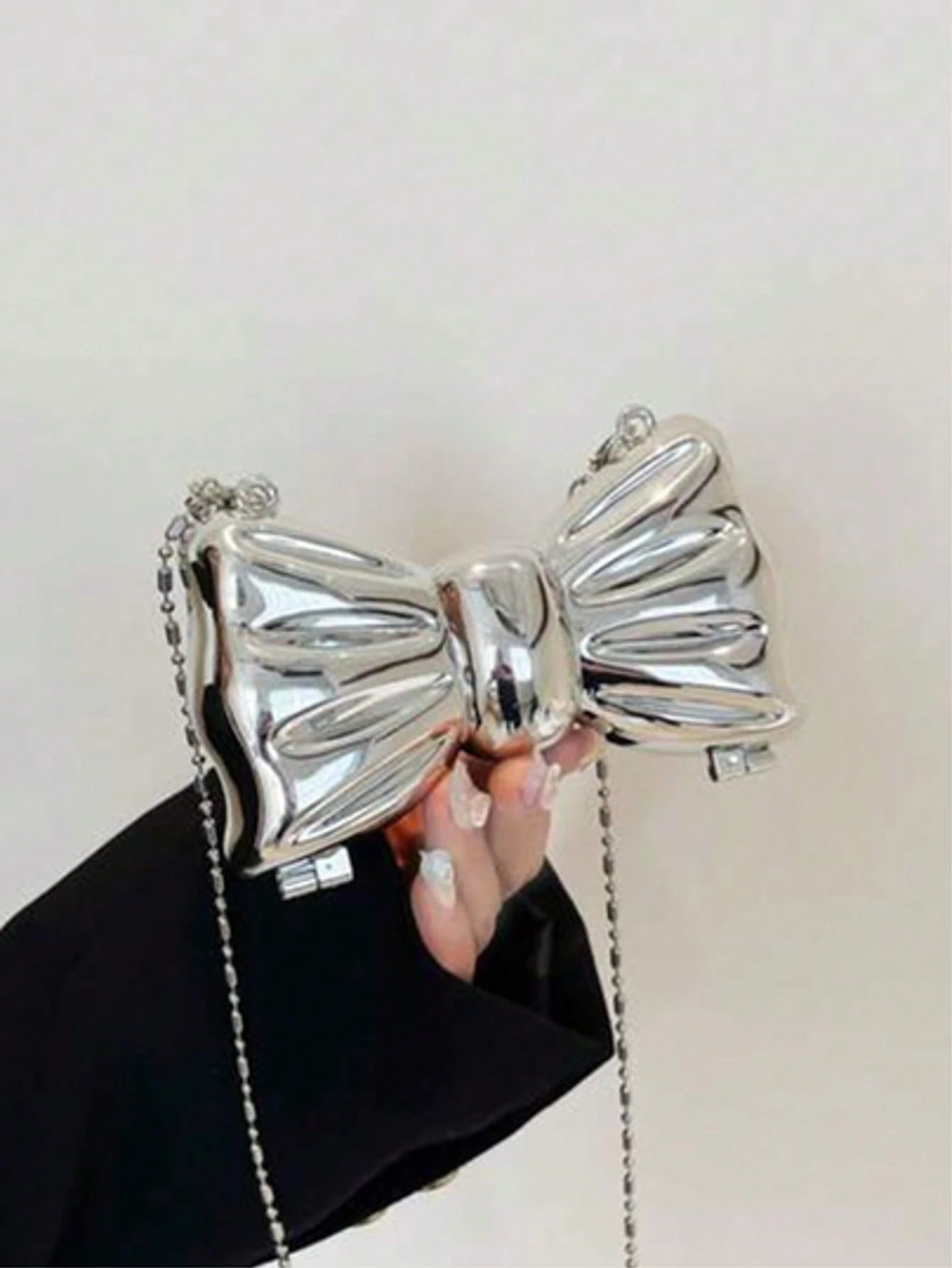 Mini Acrylic Electroplated Metallic Silver Shiny Bow Decor Clutch Bag, Versatile Women's Personalized Fashion Chain Lipstick Pouch, Jewelry/Earphone/Cosmetic Storage Box, Gift For Ladies, Suitable For