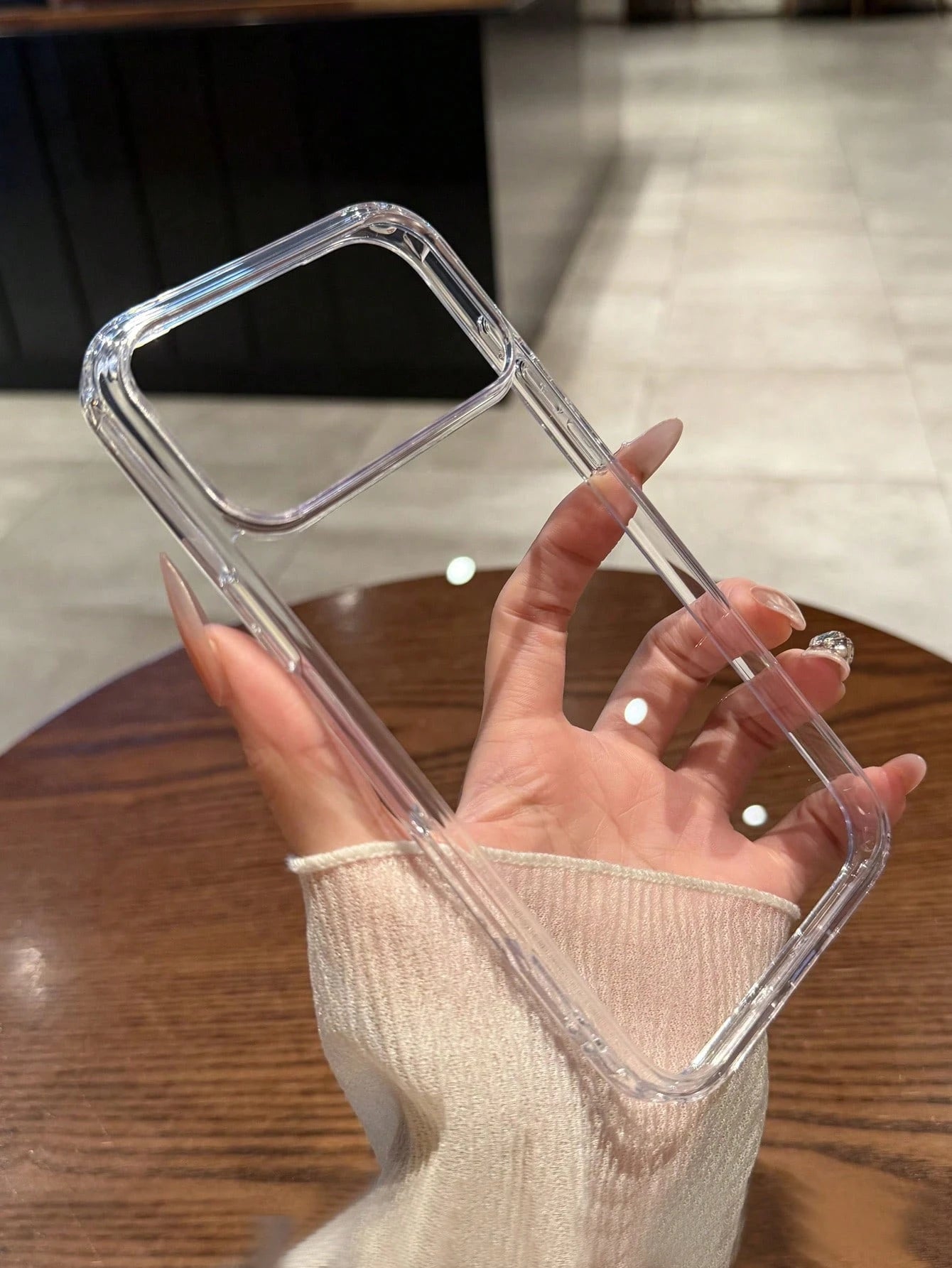 Minimalist Black Screen Protection Transparent Acrylic Solid Color Shockproof Basic Phone Case Compatible With 17 Pro Max/17 Pro/17 Air/17/16 Pro Max/16/16 Pro/16 Plus/11/15/15 Pro/15 Pro Max/12/13/14