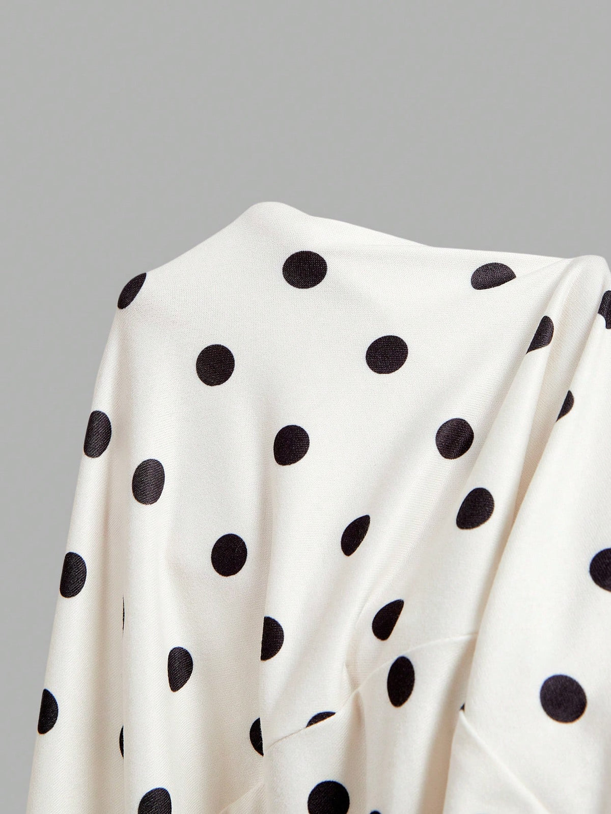 MOD Women's White And Black Polka Dot High Neck Long Knit Dress Stand-Up Collar Design Vintage Elegant 70s Bohemian Garden Brunch Vacation Summer
