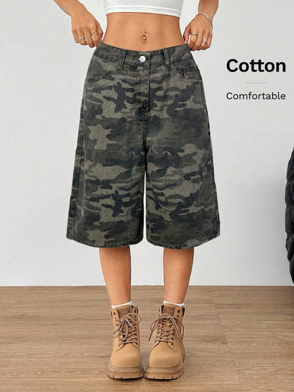 Muchica Women's Camouflage Pattern Pocket Loose Casual Bermuda Shorts Women Cargo Shorts Camo Shorts