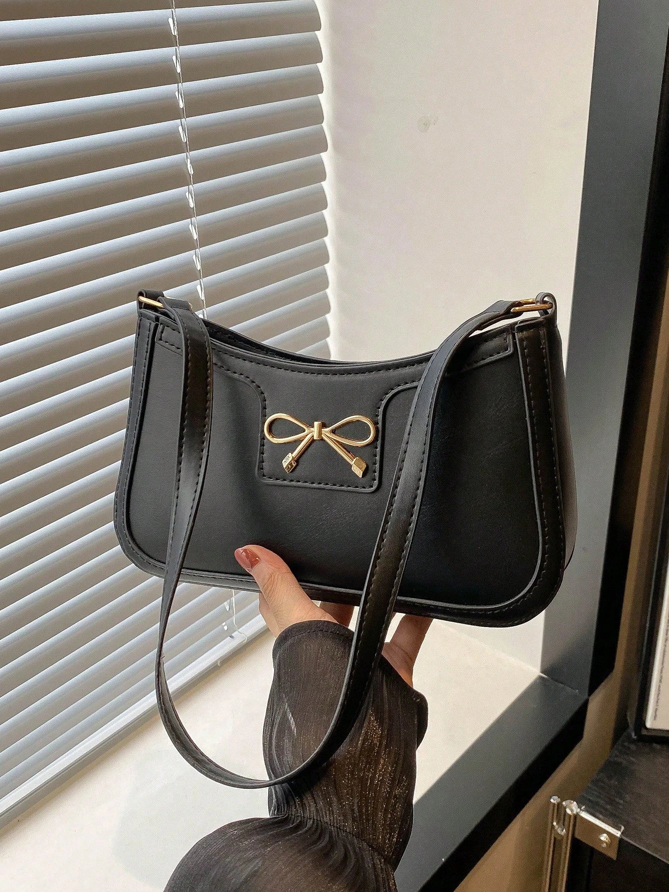 New Fashion Casual Women's PU Solid Black/Khaki/Camel Bow Metal Decor Underarm Coin Purse Makeup Bag, Fashionable Bow Purse For Women