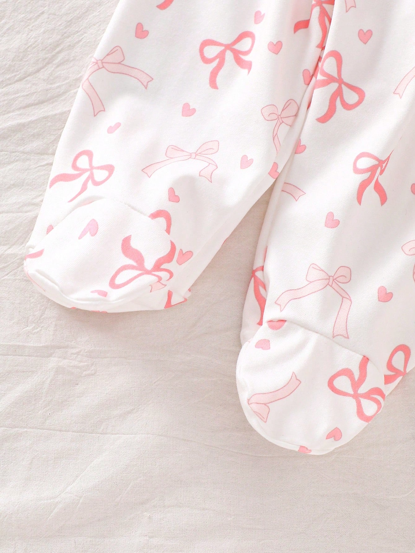 Newborn 4 Pieces Set Baby Girl Clothes Comfortable Soft And Breathable Infant Pants With Fun Cute Prints Must-Have Daily Wear Outings Apparel