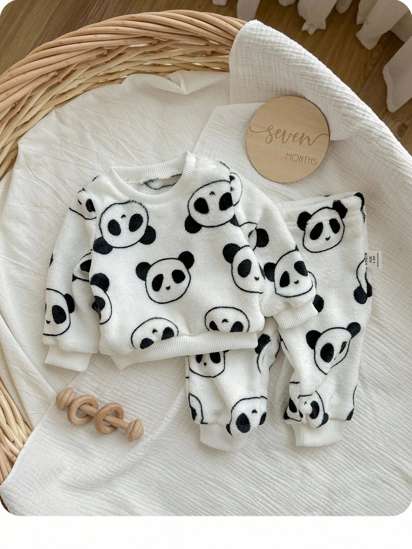 Newborn Baby Pajamas Autumn/Winter Cute Casual Cable Knit Fabric Bear Print Pattern Long Sleeve Sleepwear Pants Loungewear Set